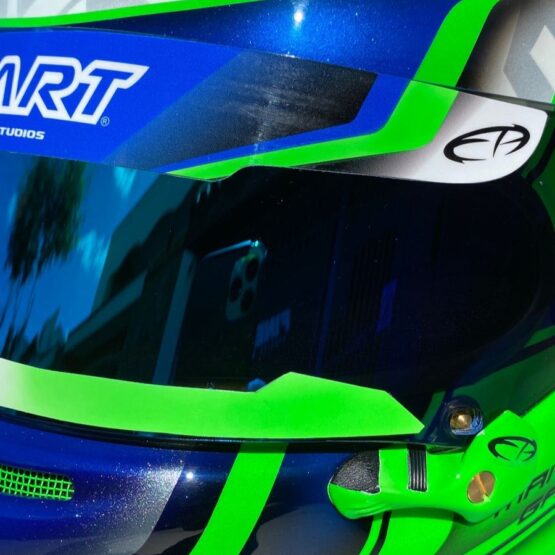 Pintura de capacete de carro e kart