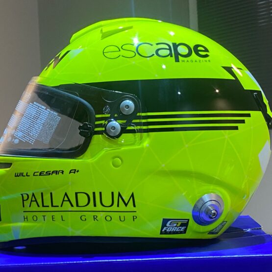 Personalização de capacete de kart e carro