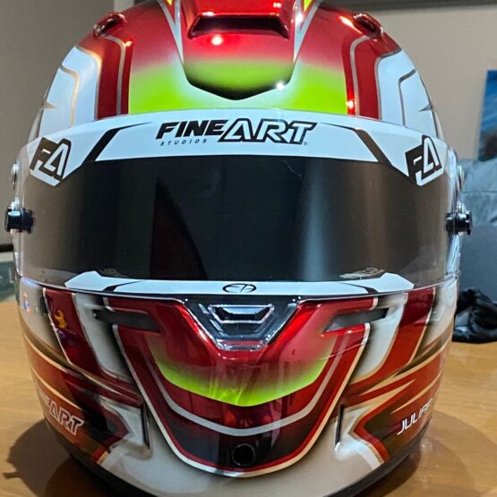 Personalização de capacete de kart e carro