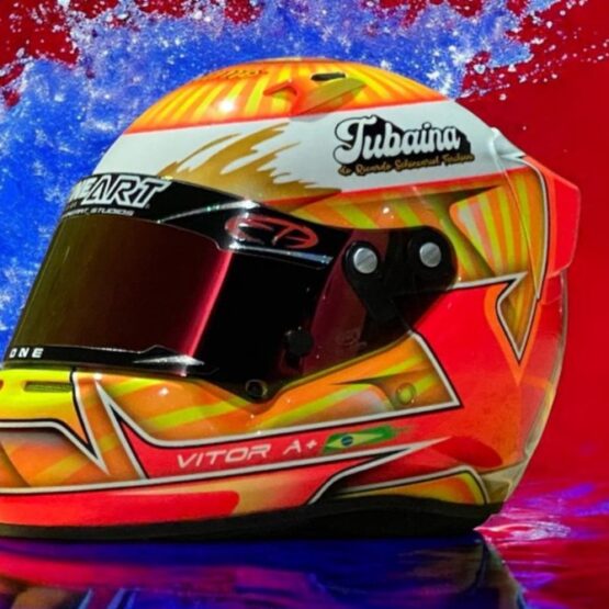 Personalização de capacete de kart e carro