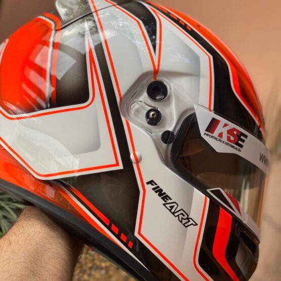 Pintura de capacete de carro e kart