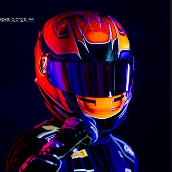 Pintura de capacete de carro e kart