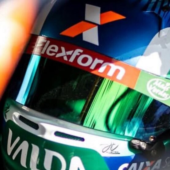 Personalização de capacete de kart e carro